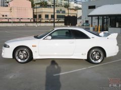 MYR331 Roof top photos of the Anniversary Edition R33 GTST R