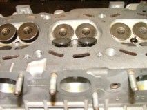 RB31DET Cylinder head exhauts valves