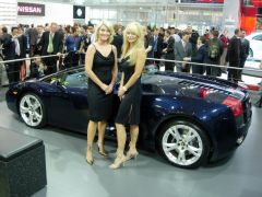 IT WAS HARD WORK AT 2005 MOTOR SHOW