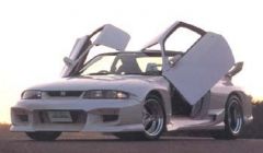 Cars - Nissan Skyline with Lamborghini doors.jpg