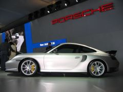800px-Porsche_996_GT2.jpg