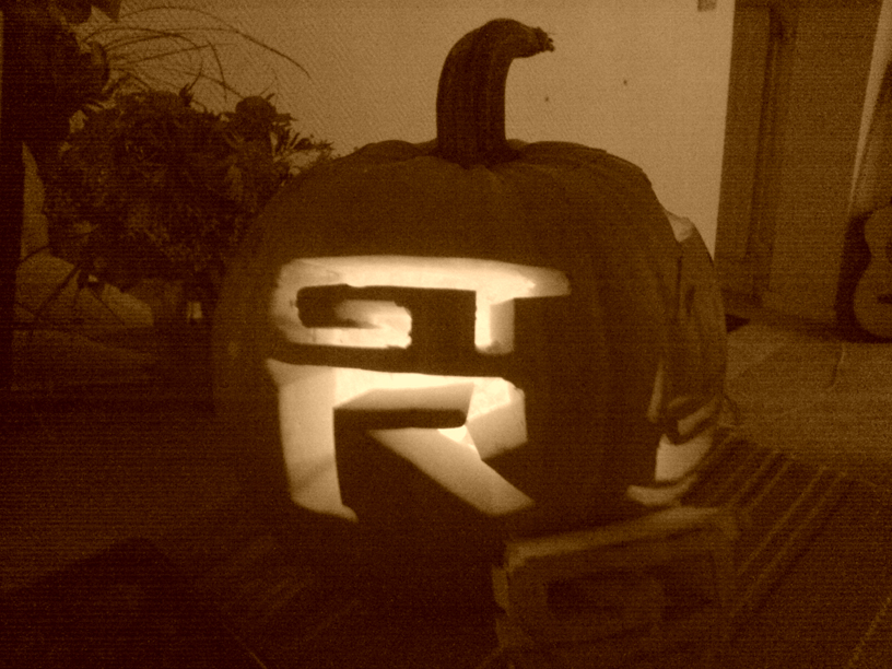 R35 Pumpkin GTR.JPG