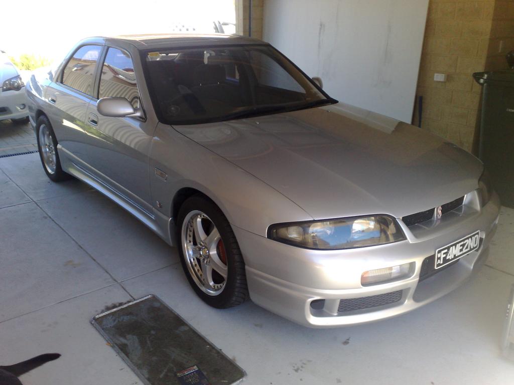 R33 S1 - 4 Door !!