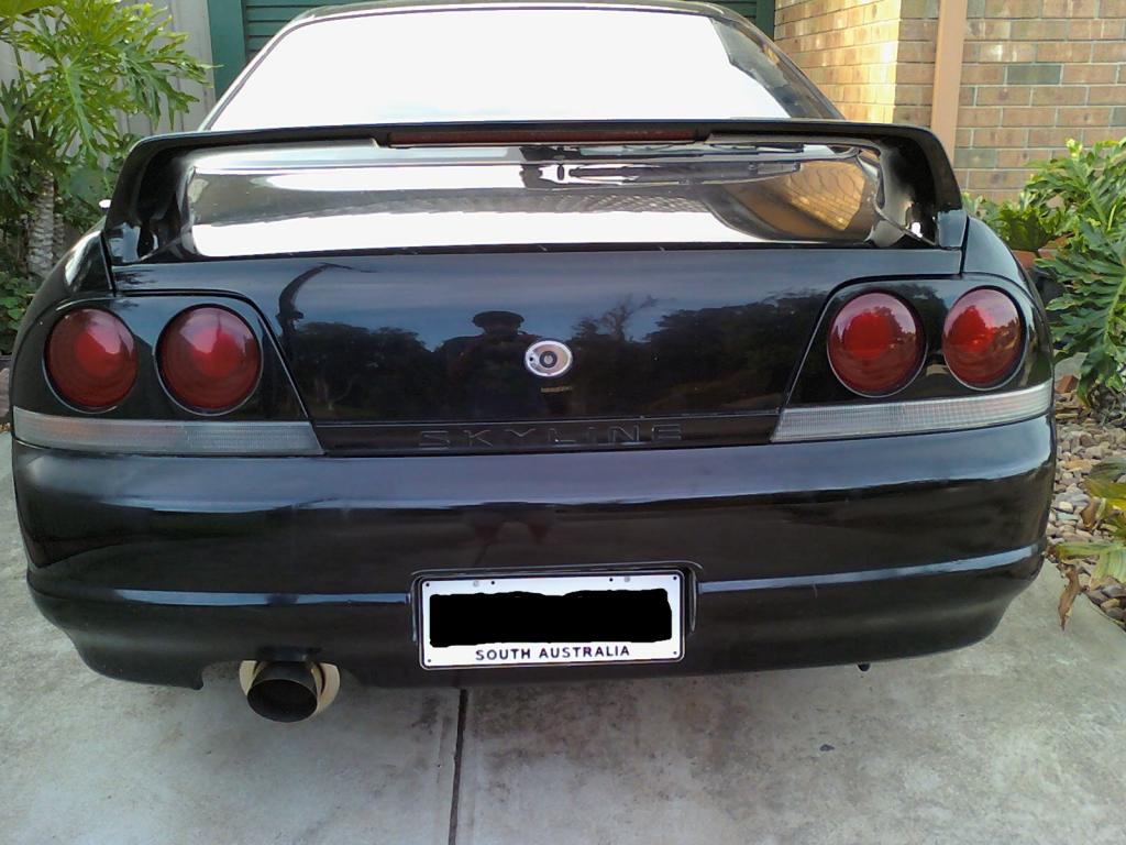 MY R33