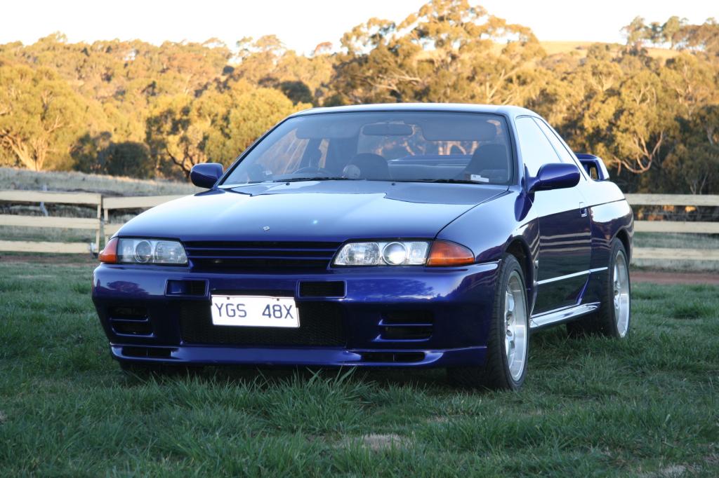 R32GTR in blue