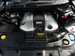 2006 HOLDEN COMMODORE VE SS V  --Front Under Bonnet.png