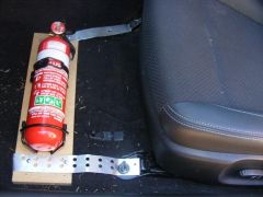 DIY extinguisher brace