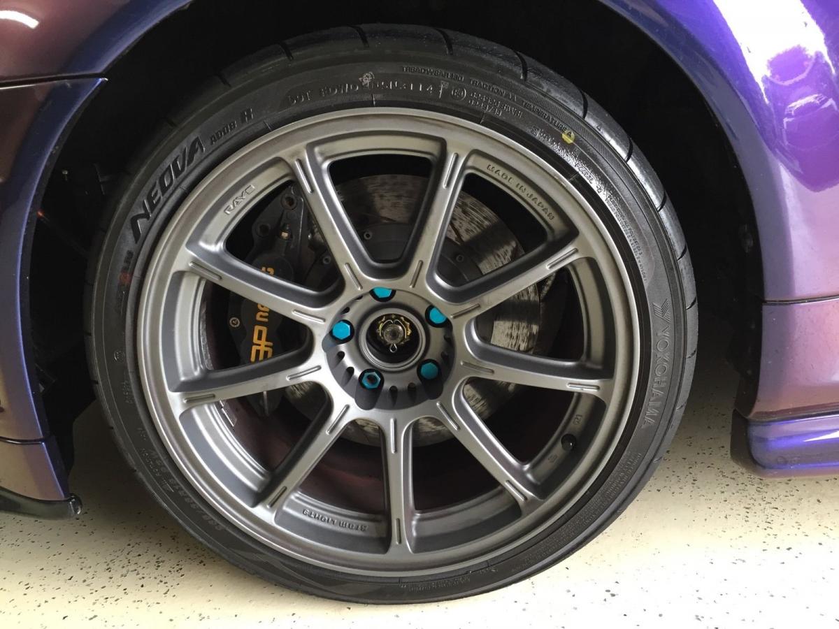 Rays Gram Lights 57g And 265x35 Yokohama Neova Tyres Suit Gtr