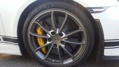 Porsche GT4 brakes