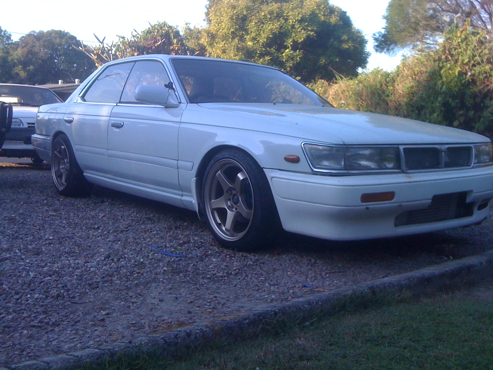 Nissan Laurel c33