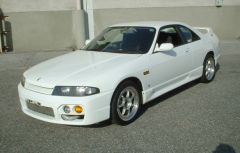 R33 series 2 white