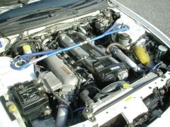 R33 series 2 white engine