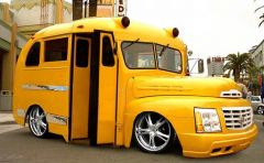 hood_schoolbus