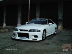 Tassie R33 Front