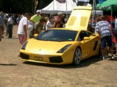 Noosa Beach Car Show