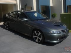 Monaro CV8-R