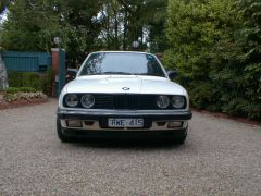 BMW 323i